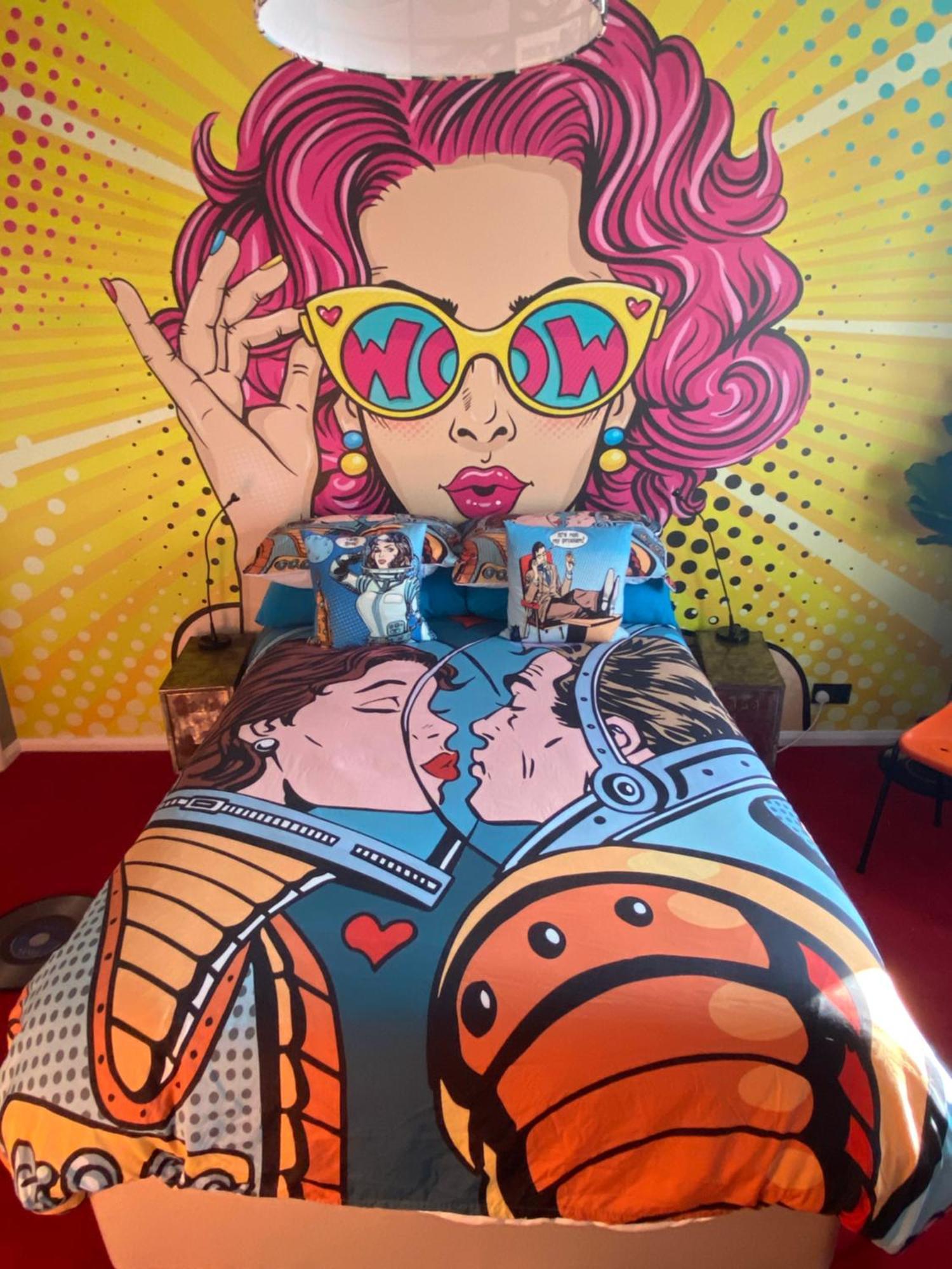 Pop Art Pad Heart Of Old Town With Parking! Leilighet Hastings Eksteriør bilde